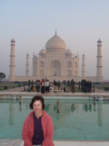 Kathy in front of the Taj Mahal