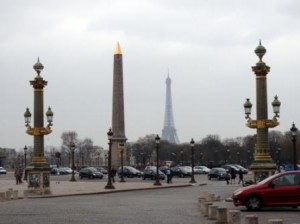 A view from the Fountain to the Eiffel Tower