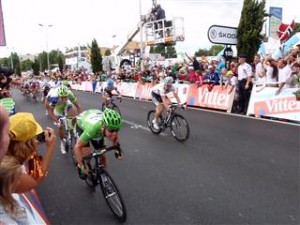 Cavendish wins again